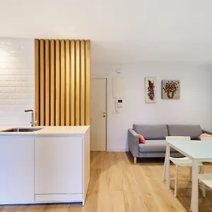 Tuapartamento Clinica Universitaria Y Hospitales By Clabao Apartamento